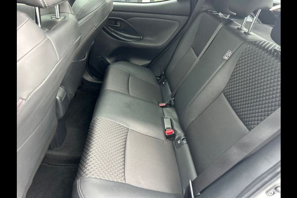 Toyota Yaris 1.5 Hybrid EXECUTIVE PANORAMA JBL HEADUP RIJKLAARPRIJS