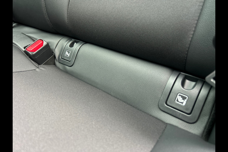Toyota Yaris 1.5 Hybrid EXECUTIVE PANORAMA JBL HEADUP RIJKLAARPRIJS