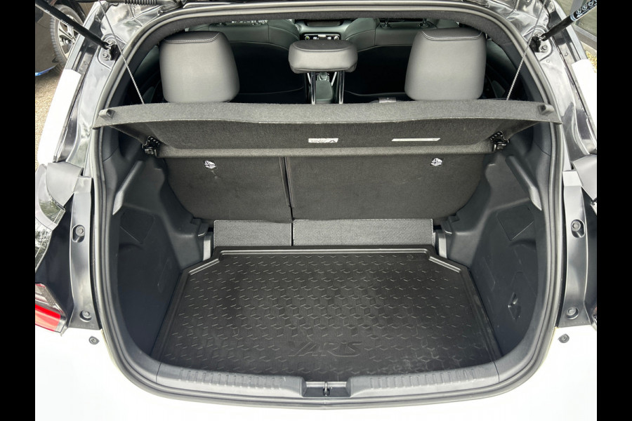 Toyota Yaris 1.5 Hybrid EXECUTIVE PANORAMA JBL HEADUP RIJKLAARPRIJS
