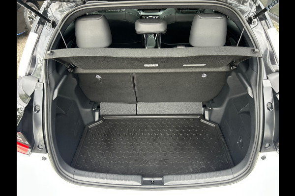 Toyota Yaris 1.5 Hybrid EXECUTIVE PANORAMA JBL HEADUP RIJKLAARPRIJS