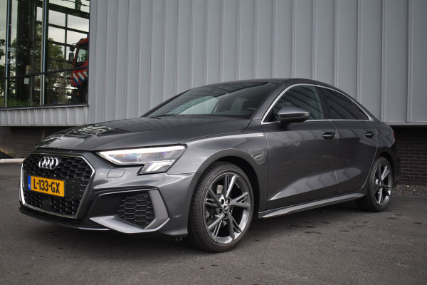 Audi A3 Limousine 35 TFSI S-Line | Carplay | Navi | Virtual Cockpit | 18"LMV
