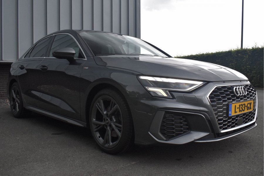 Audi A3 Limousine 35 TFSI S-Line | Carplay | Navi | Virtual Cockpit | 18"LMV