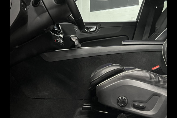 Volvo XC60 2.0 T5 R-Design Trekhaak | Cruise control | Keyless entry | Camera | Carplay | Lane assist | Climate control