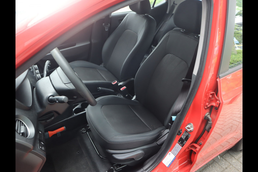 Hyundai i10 1.0i Comfort / Airco / Stuurbekr / Cruise