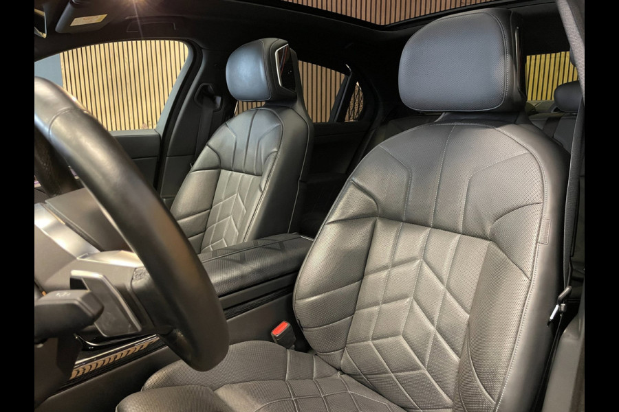 BMW i7 XDrive60 106 kWh|M-SPORT|96% SOH|BLACK EDITION|FULL OPTION|PANORAMA|STOEL+STUURVERW|360+3D+V+A CAMERA|NAP|NL-AUTO|INCL.BTW|