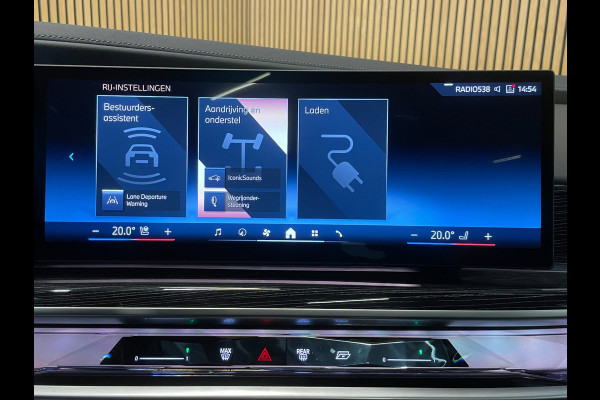BMW i7 XDrive60 106 kWh|M-SPORT|96% SOH|BLACK EDITION|FULL OPTION|PANORAMA|STOEL+STUURVERW|360+3D+V+A CAMERA|NAP|NL-AUTO|INCL.BTW|