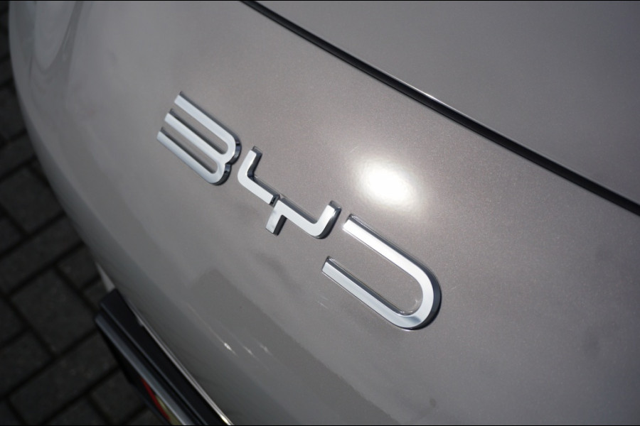 BYD SEAL U 1.5 DM-i FWD Boost 218 PK | BRUIN INT. | 6JR GARANTIE | NIEUW!