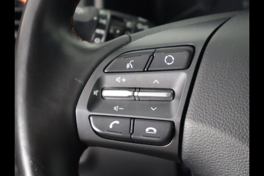 Hyundai Kona 1.0T Premium Two-Tone Sport | Apple Carplay & AndroidAUTO | Stoel ventilatie / Verwarming | Head-Up display |