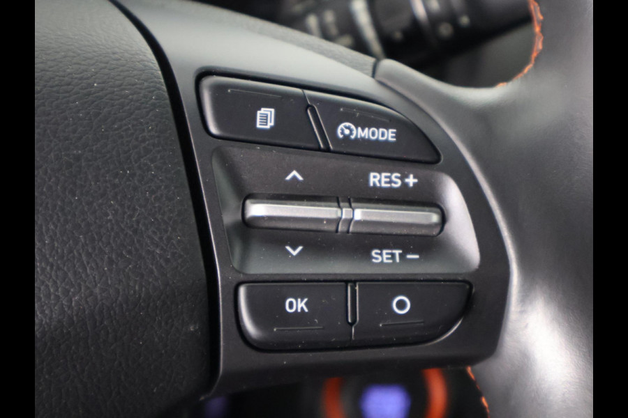 Hyundai Kona 1.0T Premium Two-Tone Sport | Apple Carplay & AndroidAUTO | Stoel ventilatie / Verwarming | Head-Up display |