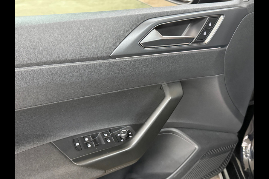 Volkswagen Taigo 1.5 TSI R-Line DSG | Pano | ACC | Travel Assist | Side Assist | Virtual Cockpit | Camera | IQ.Drive