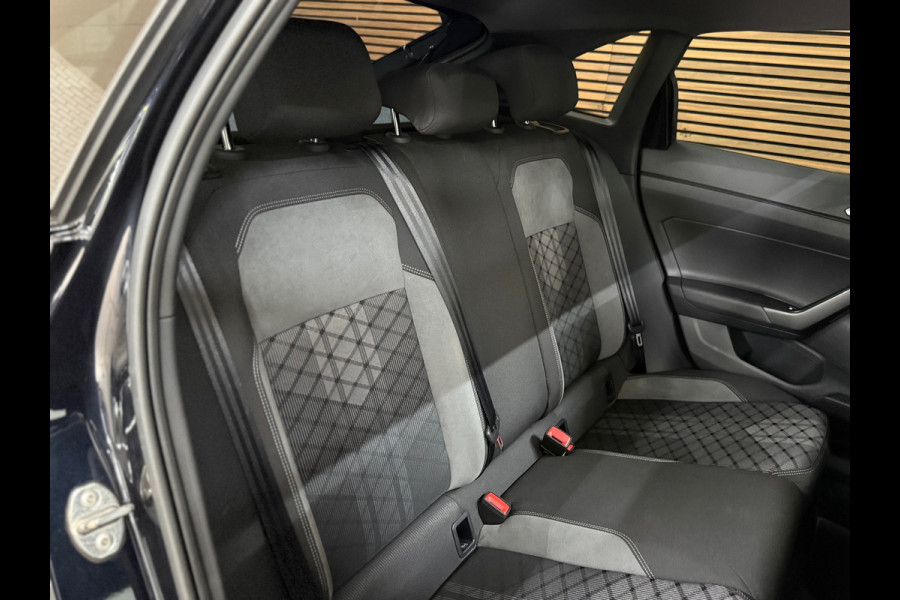 Volkswagen Taigo 1.5 TSI R-Line DSG | Pano | ACC | Travel Assist | Side Assist | Virtual Cockpit | Camera | IQ.Drive