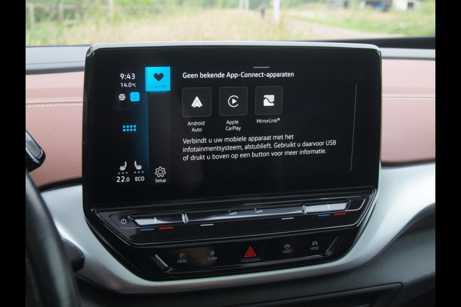 Volkswagen ID.4 Family 77 kWh | Panoramadak | Trekhaak | Sfeerverlichting | Camera | Apple Carplay |