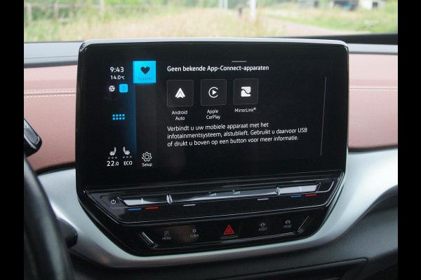 Volkswagen ID.4 Family 77 kWh | Panoramadak | Trekhaak | Sfeerverlichting | Camera | Apple Carplay |