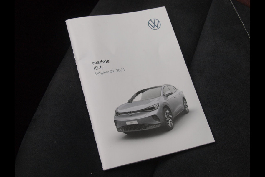 Volkswagen ID.4 Family 77 kWh | Panoramadak | Trekhaak | Sfeerverlichting | Camera | Apple Carplay |