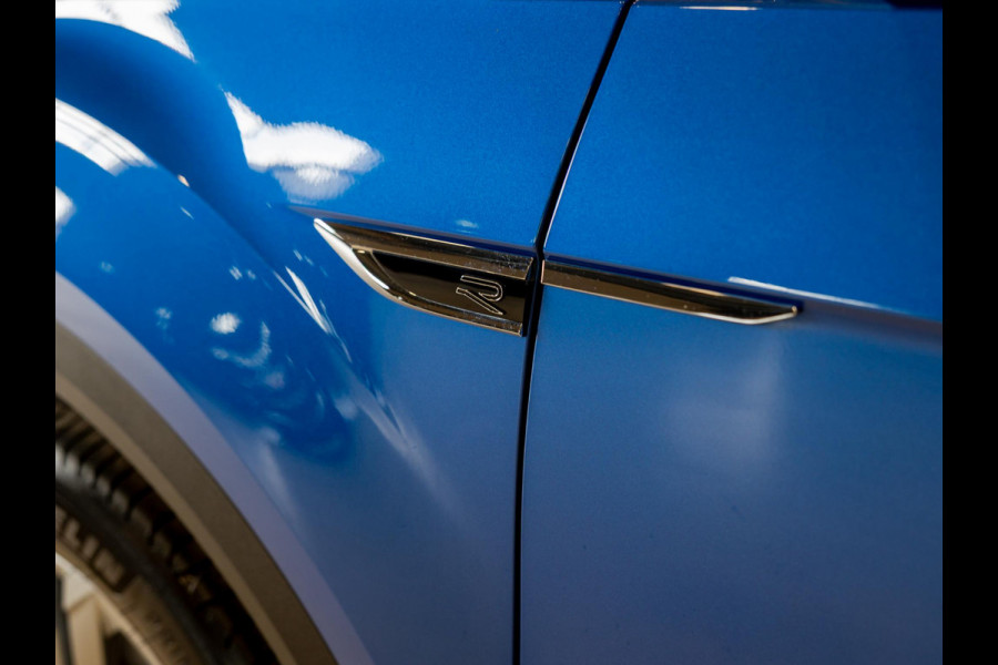 Volkswagen T-Roc Cabrio 1.5 TSI R-Line / 150pk / Achteruitrij camera / Stoel en stuur verwarming / Dodehoek herkenning /