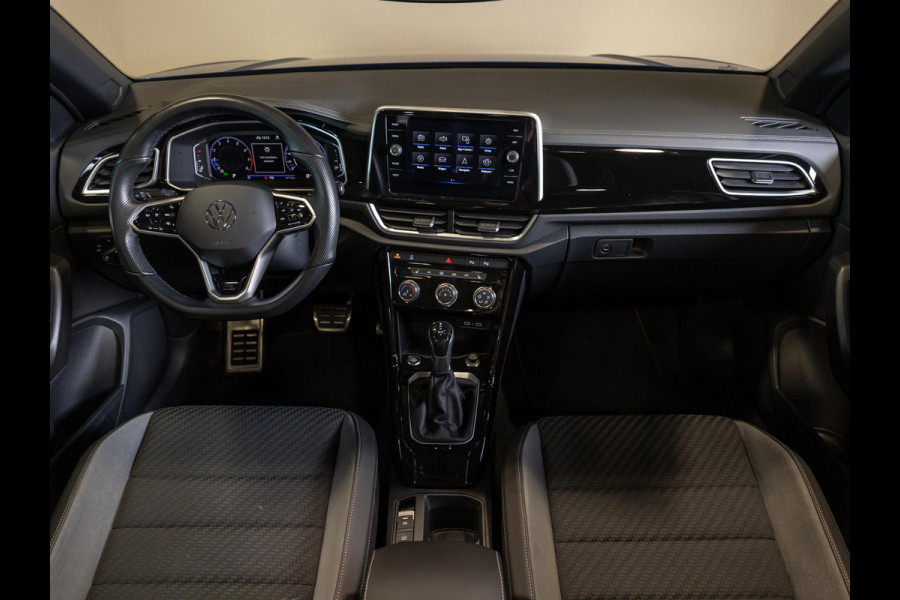 Volkswagen T-Roc Cabrio 1.5 TSI R-Line / 150pk / Achteruitrij camera / Stoel en stuur verwarming / Dodehoek herkenning /
