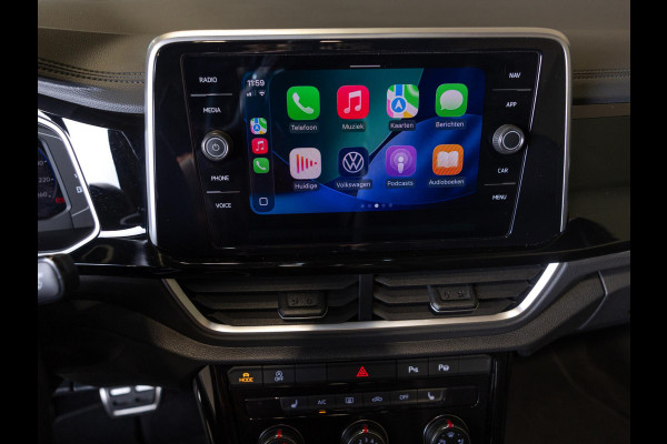 Volkswagen T-Roc Cabrio 1.5 TSI R-Line / 150pk / Achteruitrij camera / Stoel en stuur verwarming / Dodehoek herkenning /