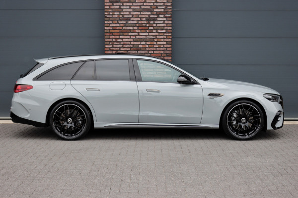 Mercedes-Benz E-Klasse Estate AMG 53 4MATIC+ Premium+ | 585pk | Hyperscreen | Achterasbesturing | Distronic+ | Trekhaak | 3D-Display | Panoramadak | Digital Light | Burmester | HUD |
