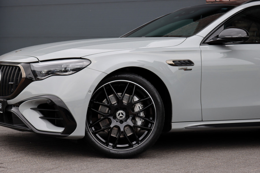 Mercedes-Benz E-Klasse Estate AMG 53 4MATIC+ Premium+ | 585pk | Hyperscreen | Achterasbesturing | Distronic+ | Trekhaak | 3D-Display | Panoramadak | Digital Light | Burmester | HUD |