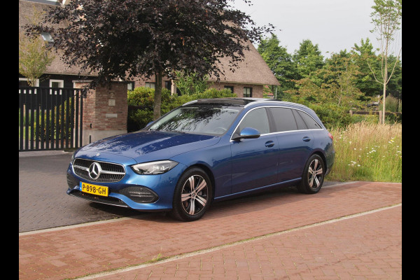Mercedes-Benz C-Klasse Estate 200 Launch Edition Luxury Line | Panoramadak | Burmester Audio | Camera | Sfeerverlichting | Apple Carplay |