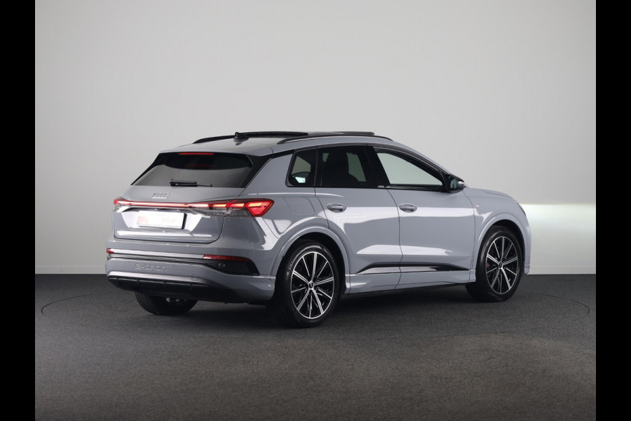 Audi Q4 e-tron 40 Launch edition S Competition 77 kWh 204pk | SOH 96,62% | Panoramadak | Elektrisch verstelbare stoelen | Sonos Audio | head up Display | Keyless |