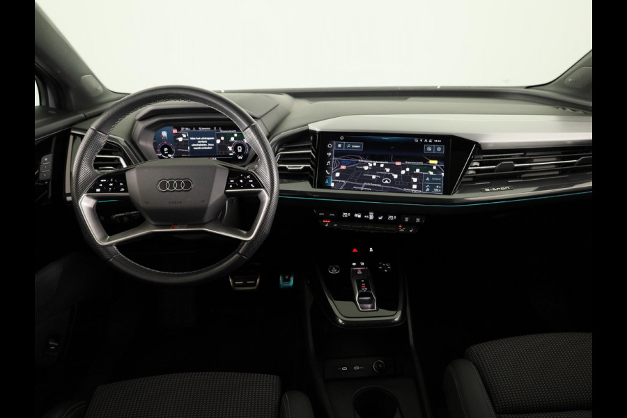 Audi Q4 e-tron 40 Launch edition S Competition 77 kWh 204pk | SOH 96,62% | Panoramadak | Elektrisch verstelbare stoelen | Sonos Audio | head up Display | Keyless |