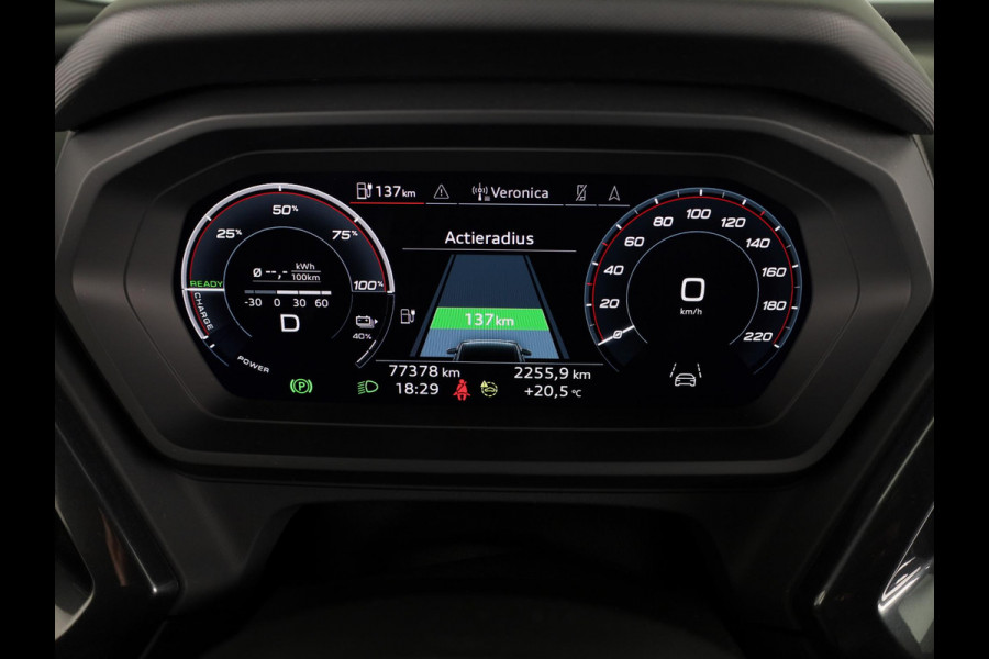 Audi Q4 e-tron 40 Launch edition S Competition 77 kWh 204pk | SOH 96,62% | Panoramadak | Elektrisch verstelbare stoelen | Sonos Audio | head up Display | Keyless |