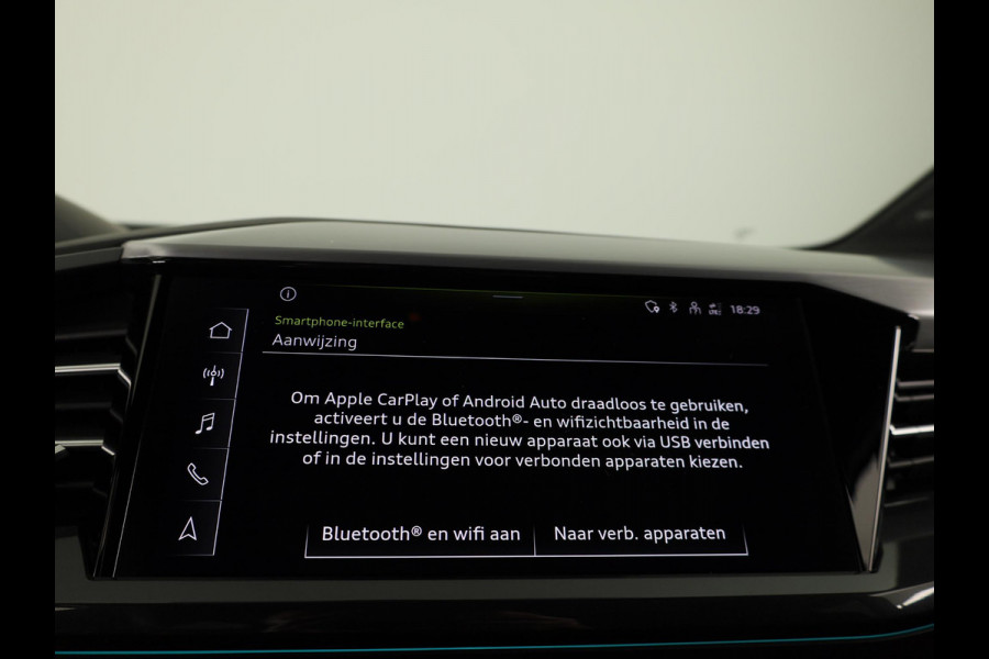 Audi Q4 e-tron 40 Launch edition S Competition 77 kWh 204pk | SOH 96,62% | Panoramadak | Elektrisch verstelbare stoelen | Sonos Audio | head up Display | Keyless |