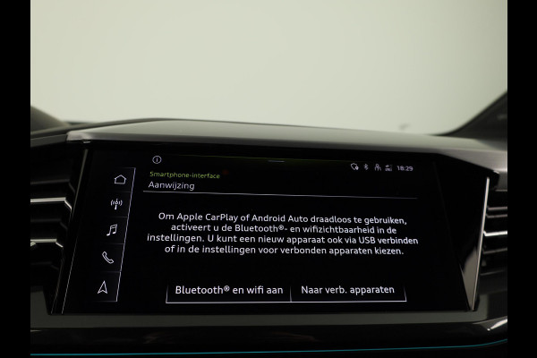 Audi Q4 e-tron 40 Launch edition S Competition 77 kWh 204pk | SOH 96,62% | Panoramadak | Elektrisch verstelbare stoelen | Sonos Audio | head up Display | Keyless |