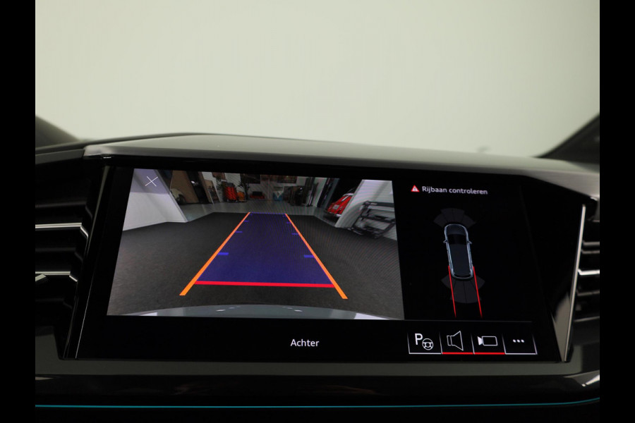 Audi Q4 e-tron 40 Launch edition S Competition 77 kWh 204pk | SOH 96,62% | Panoramadak | Elektrisch verstelbare stoelen | Sonos Audio | head up Display | Keyless |