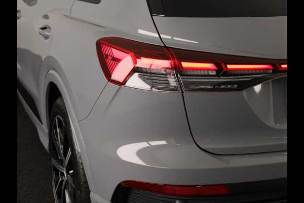 Audi Q4 e-tron 40 Launch edition S Competition 77 kWh 204pk | SOH 96,62% | Panoramadak | Elektrisch verstelbare stoelen | Sonos Audio | head up Display | Keyless |