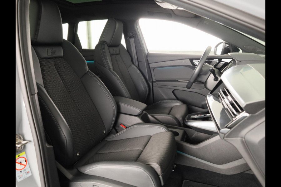 Audi Q4 e-tron 40 Launch edition S Competition 77 kWh 204pk | SOH 96,62% | Panoramadak | Elektrisch verstelbare stoelen | Sonos Audio | head up Display | Keyless |