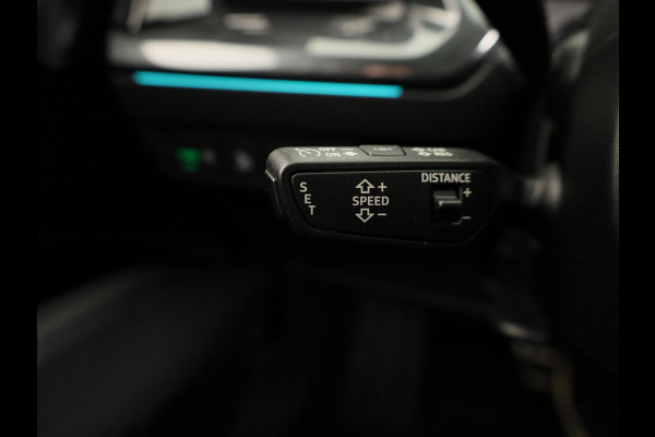 Audi Q4 e-tron 40 Launch edition S Competition 77 kWh 204pk | SOH 96,62% | Panoramadak | Elektrisch verstelbare stoelen | Sonos Audio | head up Display | Keyless |