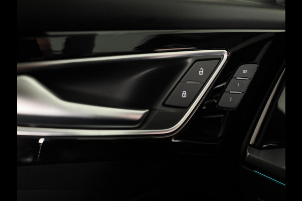 Audi Q4 e-tron 40 Launch edition S Competition 77 kWh 204pk | SOH 96,62% | Panoramadak | Elektrisch verstelbare stoelen | Sonos Audio | head up Display | Keyless |