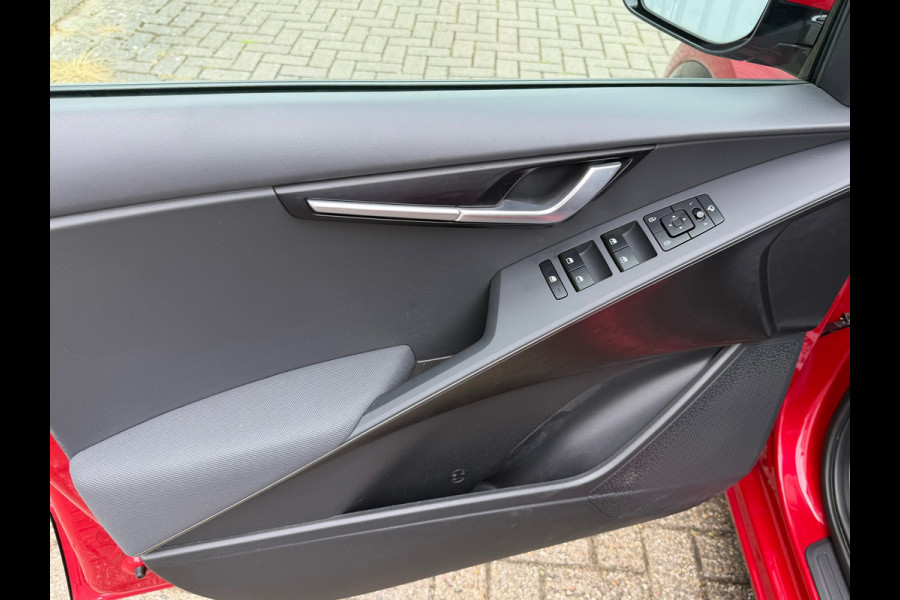 Kia Niro 1.6 GDi Hybrid ComfortLine 141 Pk | Navigatie | Cruise |Camera | Clima | Keyless.