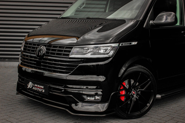 Volkswagen Transporter 2.0 TDI L2H1 150PK BULLI DC DUBBEL CABINE / LEIGHTONVANS BODYKIT / FULL OPTINS / LEDER / FULL BLACK / APPLE