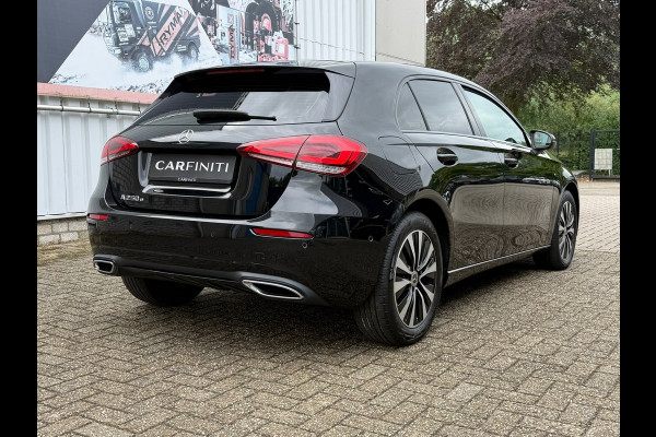 Mercedes-Benz A-Klasse 250 e Advantage 218 Pk | Navigatie | Cruise | Clima | Halfleder-Stof | 17" Lichtmrtaal.
