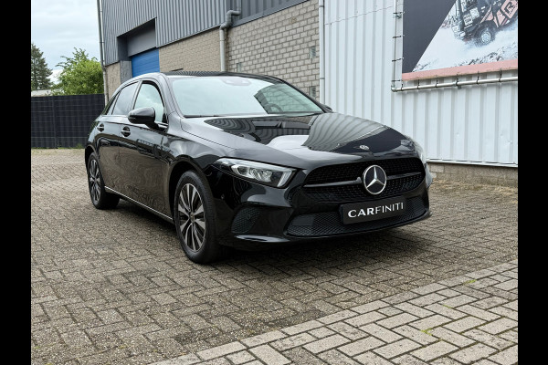 Mercedes-Benz A-Klasse 250 e Advantage 218 Pk | Navigatie | Cruise | Clima | Halfleder-Stof | 17" Lichtmrtaal.