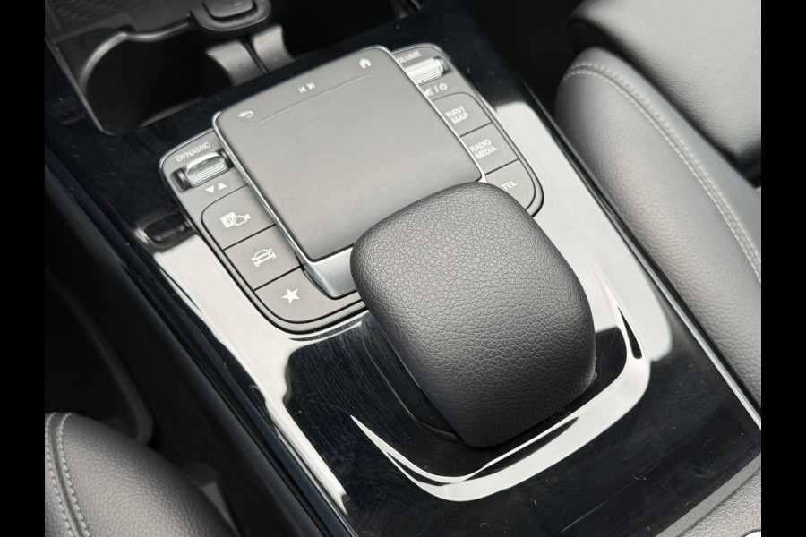 Mercedes-Benz A-Klasse 250 e Advantage 218 Pk | Navigatie | Cruise | Clima | Halfleder-Stof | 17" Lichtmrtaal.