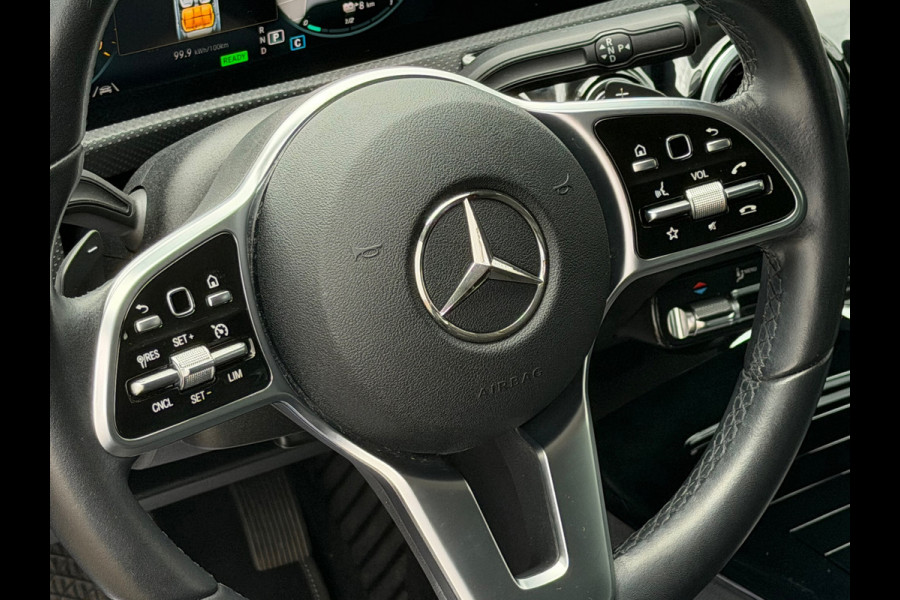 Mercedes-Benz A-Klasse 250 e Advantage 218 Pk | Navigatie | Cruise | Clima | Halfleder-Stof | 17" Lichtmrtaal.