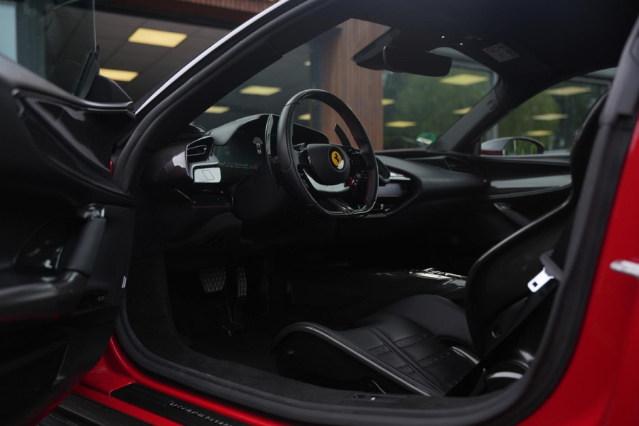 Ferrari SF90 Stradale 4.0 V8 Assetto Fiorano Fiorano Pack Carbon Fibre Daytona Racing Seats