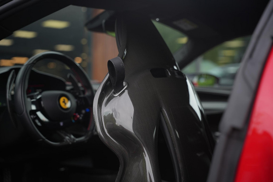 Ferrari SF90 Stradale 4.0 V8 Assetto Fiorano Fiorano Pack Carbon Fibre Daytona Racing Seats
