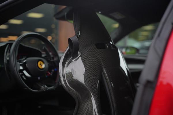 Ferrari SF90 Stradale 4.0 V8 Assetto Fiorano Fiorano Pack Carbon Fibre Daytona Racing Seats