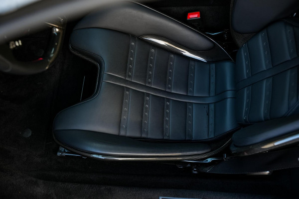 Ferrari SF90 Stradale 4.0 V8 Assetto Fiorano Fiorano Pack Carbon Fibre Daytona Racing Seats