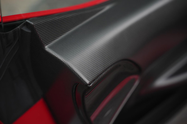 Ferrari SF90 Stradale 4.0 V8 Assetto Fiorano Fiorano Pack Carbon Fibre Daytona Racing Seats