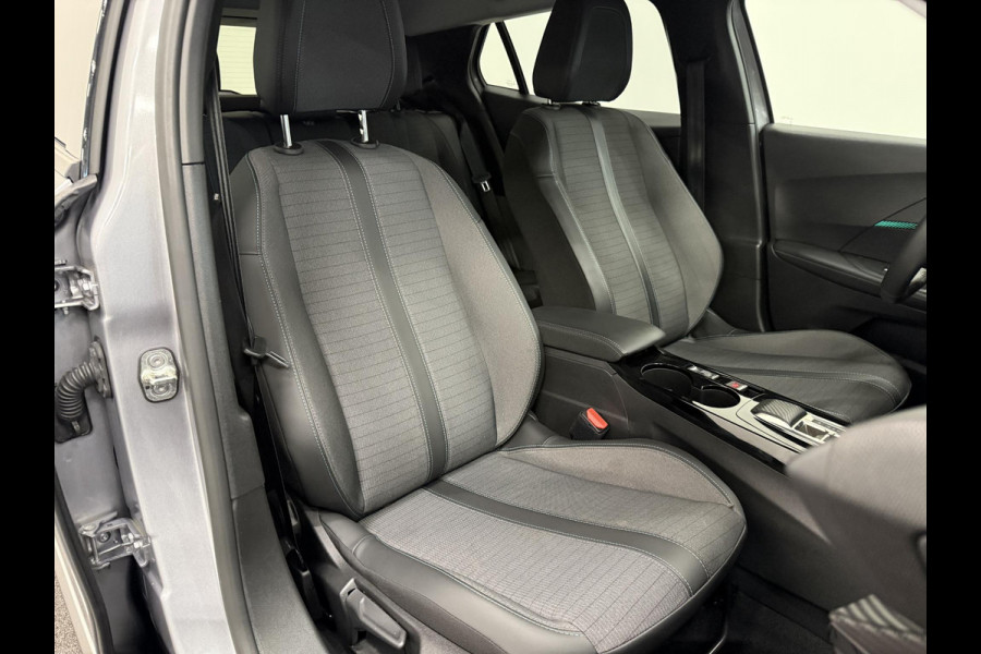 Peugeot 2008 1.2 PureTech 130pk Allure S&S Automaat Navigatie Apple Carplay Android Auto Camera Parkeersensoren achter Cruise Control Full Led Climate Control Lichtmetalen velgen