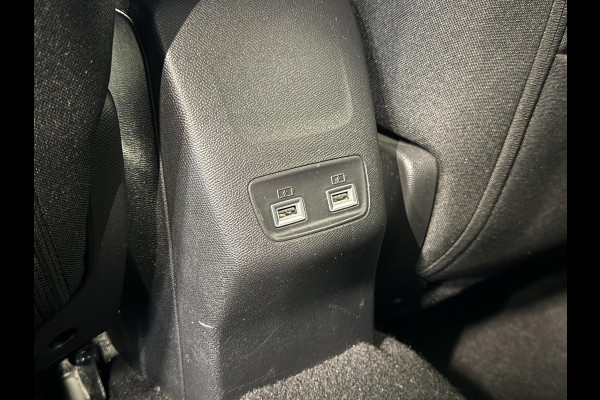 Peugeot 2008 1.2 PureTech 130pk Allure S&S Automaat Navigatie Apple Carplay Android Auto Camera Parkeersensoren achter Cruise Control Full Led Climate Control Lichtmetalen velgen
