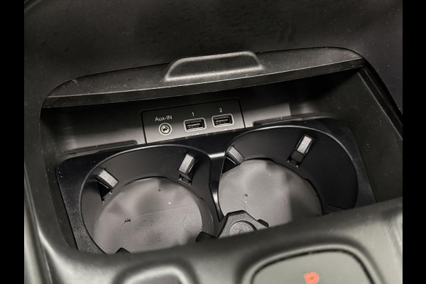 Smart Fortwo Cabrio EQ Comfort 18 kWh Automaat Navigatie Apple Carplay Android Auto Parkeersensoren Achter Climate Control Elektrisch Cabriodak DAB+