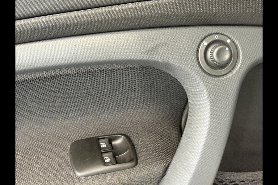 Smart Fortwo Cabrio EQ Comfort 18 kWh Automaat Navigatie Apple Carplay Android Auto Parkeersensoren Achter Climate Control Elektrisch Cabriodak DAB+