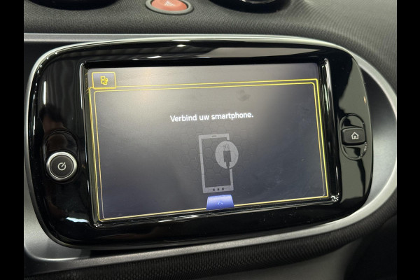 Smart Fortwo Cabrio EQ Comfort 18 kWh Automaat Navigatie Apple Carplay Android Auto Parkeersensoren Achter Climate Control Elektrisch Cabriodak DAB+